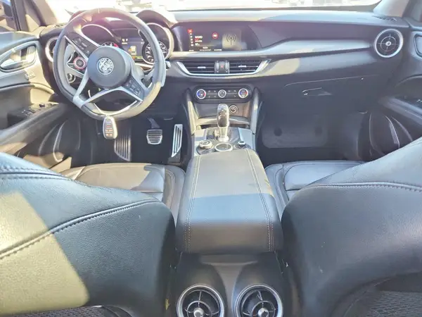 ZASPAKAN0K7C29653 2019 ALFA ROMEO STELVIO - Image 8