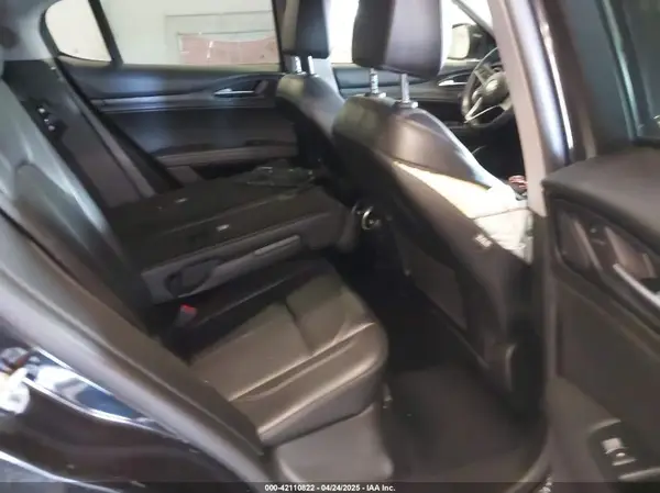ZASPAKAN0K7C39342 2019 ALFA ROMEO STELVIO - Image 8