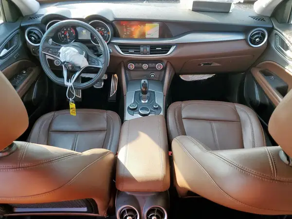 ZASPAKAN0K7C50972 2019 ALFA ROMEO STELVIO - Image 8