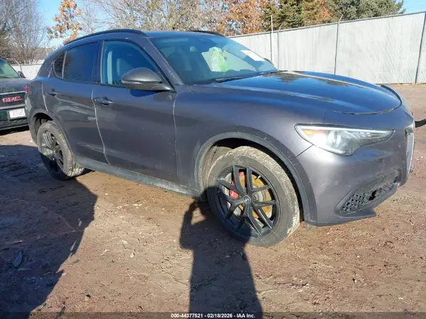 ZASPAKAN0K7C54651 2019 ALFA ROMEO STELVIO - Image 1