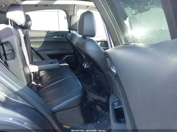 ZASPAKAN0K7C54651 2019 ALFA ROMEO STELVIO - Image 8