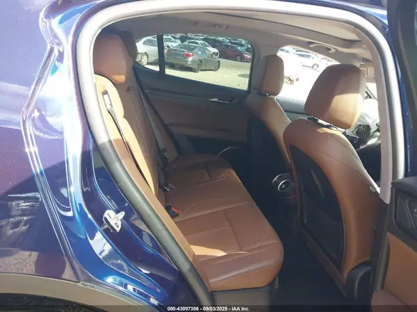 ZASPAKAN0L7C82712 2020 ALFA ROMEO STELVIO - Image 8