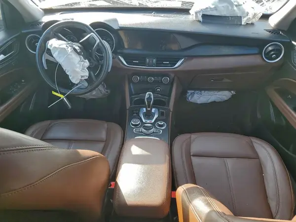 ZASPAKAN0M7D18612 2021 ALFA ROMEO STELVIO - Image 8