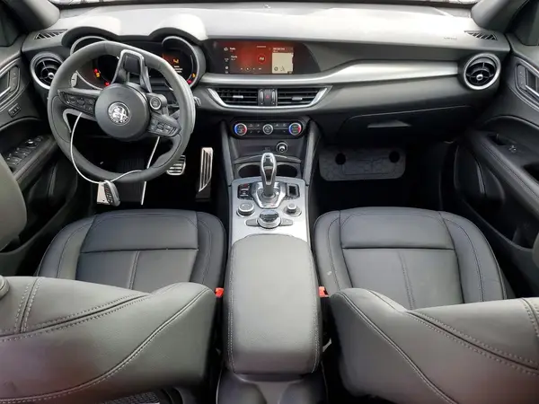 ZASPAKAN0S7E04483 2025 ALFA ROMEO STELVIO - Image 8