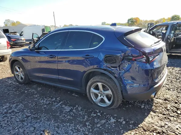 ZASPAKAN1K7C31556 2019 ALFA ROMEO STELVIO - Image 2