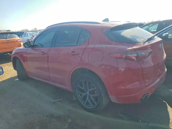 ZASPAKAN1L7C76160 2020 ALFA ROMEO STELVIO - Image 2