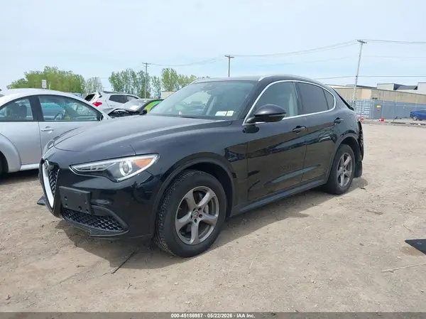 ZASPAKAN1M7D00264 2021 ALFA ROMEO STELVIO - Image 2