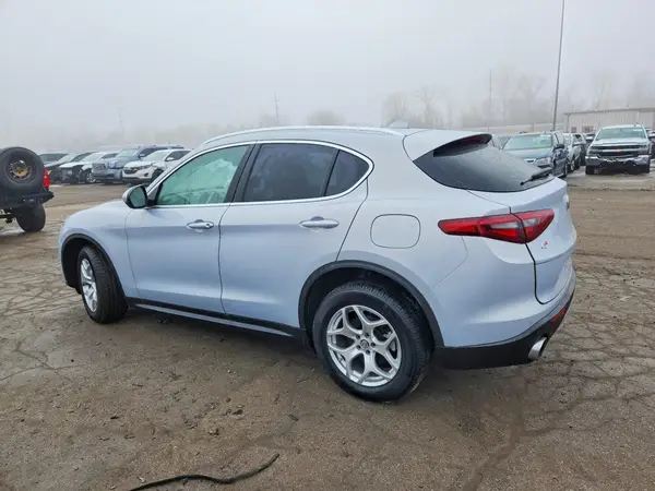ZASPAKAN1M7D15038 2021 ALFA ROMEO STELVIO - Image 2