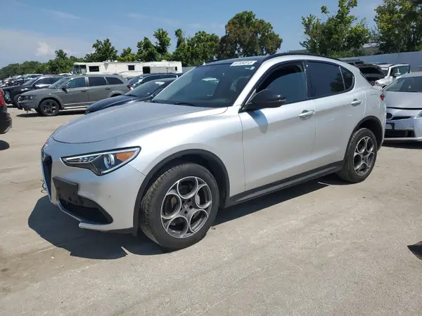 ZASPAKAN1M7D16822 2021 ALFA ROMEO STELVIO