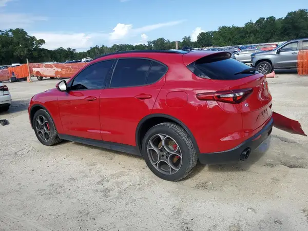 ZASPAKAN1N7D27546 2022 ALFA ROMEO STELVIO - Image 2
