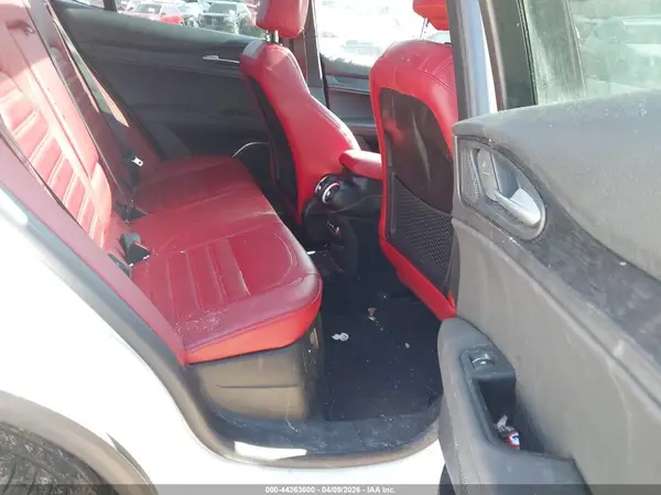 ZASPAKAN1N7D30852 2022 ALFA ROMEO STELVIO - Image 8