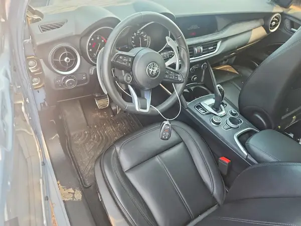 ZASPAKAN1P7D57097 2023 ALFA ROMEO STELVIO - Image 8