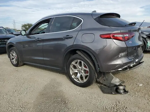 ZASPAKAN2K7C29928 2019 ALFA ROMEO STELVIO - Image 2