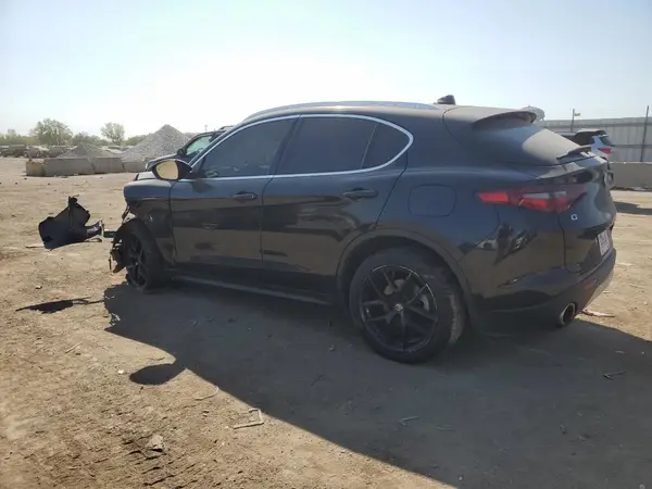 ZASPAKAN2K7C39181 2019 ALFA ROMEO STELVIO - Image 2