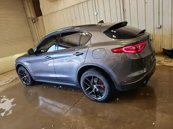 ZASPAKAN2L7C73140 2020 ALFA ROMEO STELVIO - Image 2