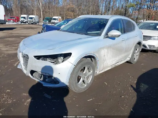 ZASPAKAN2M7D12973 2021 ALFA ROMEO STELVIO - Image 2