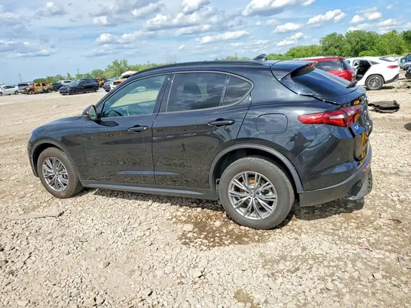ZASPAKAN2N7D24980 2022 ALFA ROMEO STELVIO - Image 2