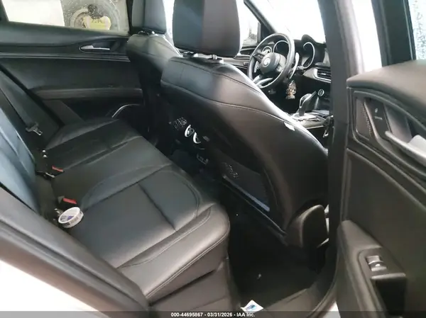 ZASPAKAN2N7D40872 2022 ALFA ROMEO STELVIO - Image 8