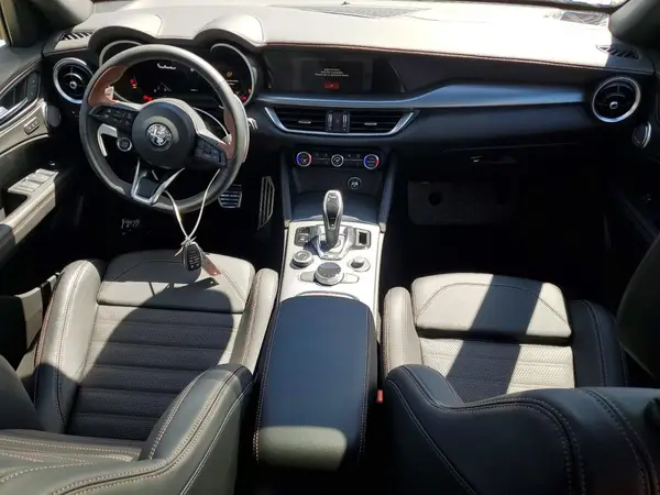 ZASPAKAN2S7D99741 2025 ALFA ROMEO STELVIO - Image 8