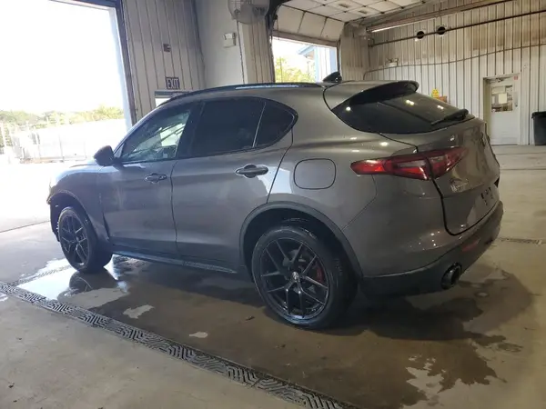 ZASPAKAN3L7C96586 2020 ALFA ROMEO STELVIO - Image 2