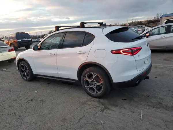 ZASPAKAN3P7D59031 2023 ALFA ROMEO STELVIO - Image 2