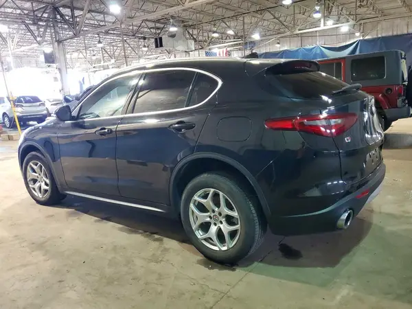 ZASPAKAN4M7D18399 2021 ALFA ROMEO STELVIO - Image 2