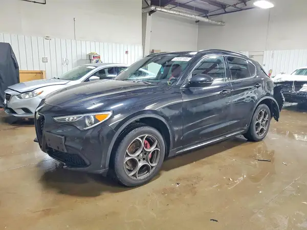 ZASPAKAN4P7D56011 2023 ALFA ROMEO STELVIO - Image 1