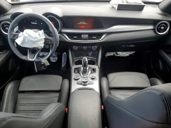 ZASPAKAN4S7D96811 2025 ALFA ROMEO STELVIO - Image 8
