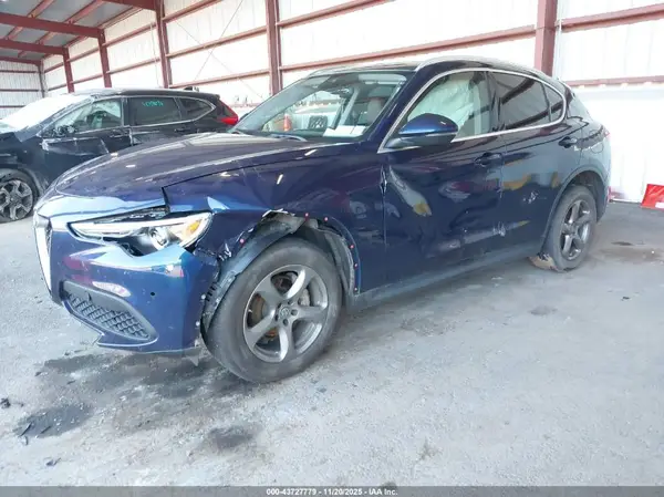 ZASPAKAN5L7C84682 2020 ALFA ROMEO STELVIO - Image 2