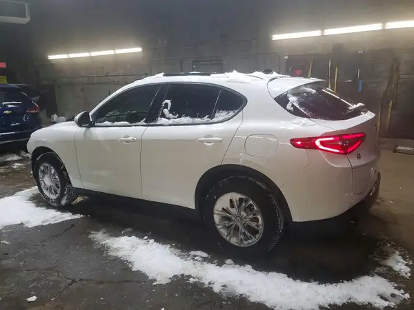 ZASPAKAN5N7D24309 2022 ALFA ROMEO STELVIO - Image 2