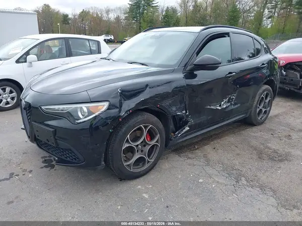 ZASPAKAN5N7D29915 2022 ALFA ROMEO STELVIO - Image 2