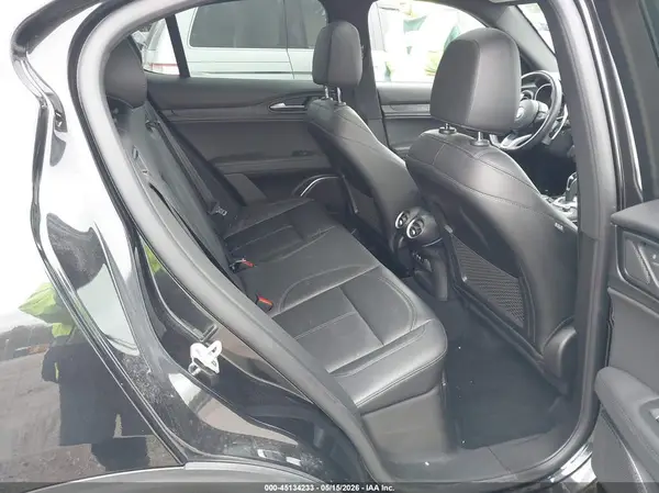 ZASPAKAN5N7D29915 2022 ALFA ROMEO STELVIO - Image 8