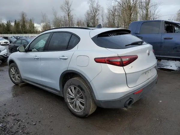 ZASPAKAN5N7D40705 2022 ALFA ROMEO STELVIO - Image 2