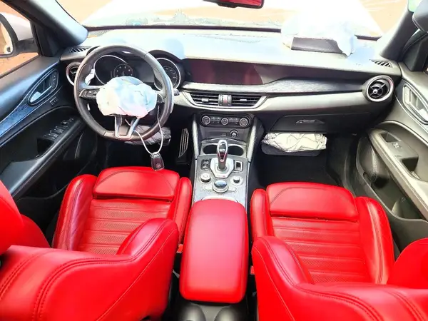ZASPAKAN5N7D42745 2022 ALFA ROMEO STELVIO - Image 8