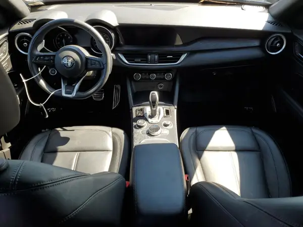 ZASPAKAN5P7D64215 2023 ALFA ROMEO STELVIO - Image 8