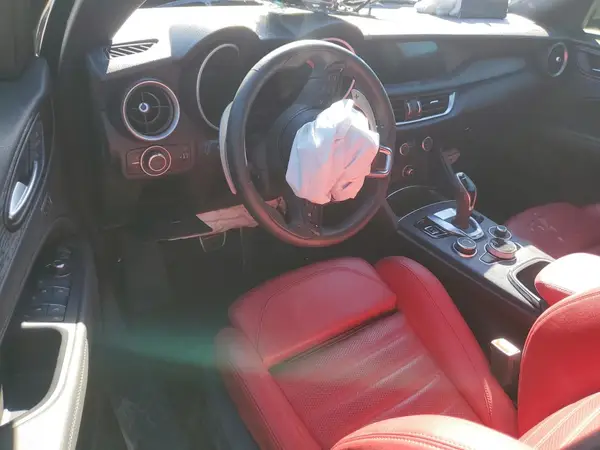 ZASPAKAN5R7D77436 2024 ALFA ROMEO STELVIO - Image 7