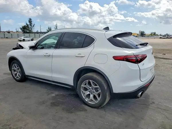ZASPAKAN6K7C40138 2019 ALFA ROMEO STELVIO - Image 2
