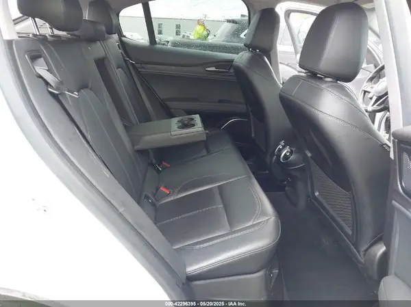 ZASPAKAN6K7C73740 2019 ALFA ROMEO STELVIO - Image 8
