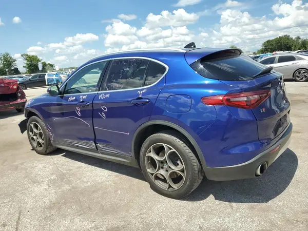 ZASPAKAN6L7C84335 2020 ALFA ROMEO STELVIO - Image 2