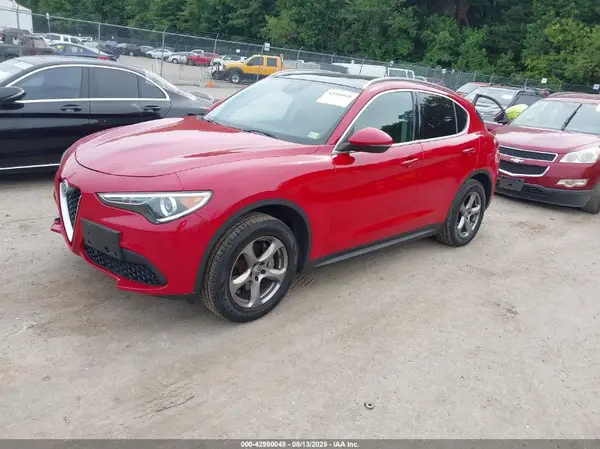 ZASPAKAN6M7D03628 2021 ALFA ROMEO STELVIO - Image 2