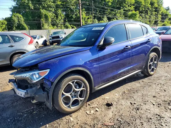 ZASPAKAN6M7D10241 2021 ALFA ROMEO STELVIO