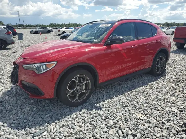 ZASPAKAN6M7D11261 2021 ALFA ROMEO STELVIO