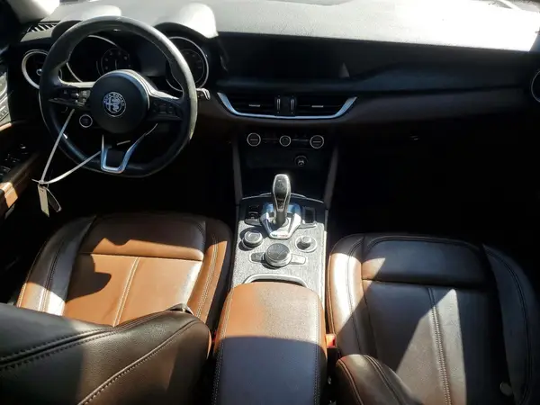 ZASPAKAN6M7D12538 2021 ALFA ROMEO STELVIO - Image 8