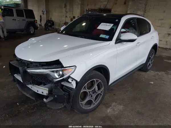 ZASPAKAN6N7D42642 2022 ALFA ROMEO STELVIO - Image 2