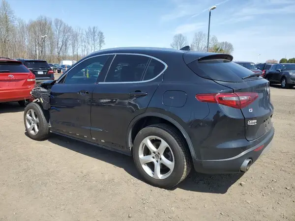 ZASPAKAN7K7C32789 2019 ALFA ROMEO STELVIO - Image 2