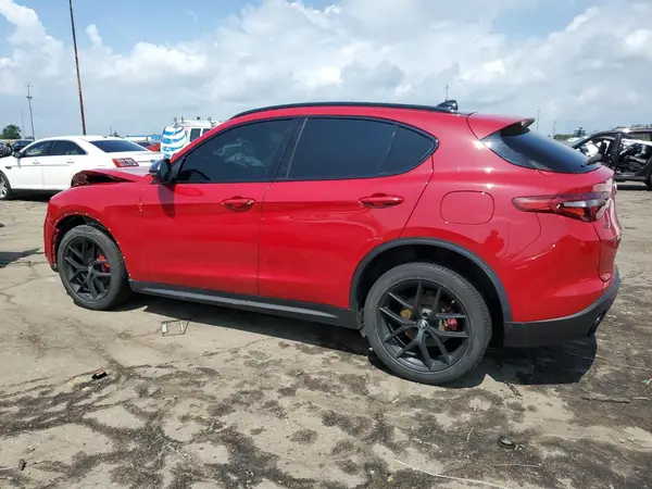 ZASPAKAN7K7C58762 2019 ALFA ROMEO STELVIO - Image 2