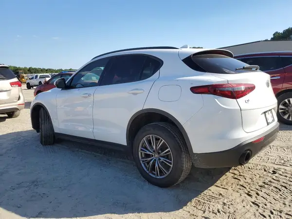 ZASPAKAN7N7D38583 2022 ALFA ROMEO STELVIO - Image 2