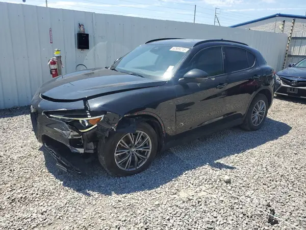 ZASPAKAN7P7D64149 2023 ALFA ROMEO STELVIO - Image 1