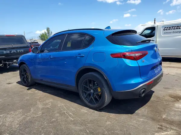 ZASPAKAN8K7C49052 2019 ALFA ROMEO STELVIO - Image 2
