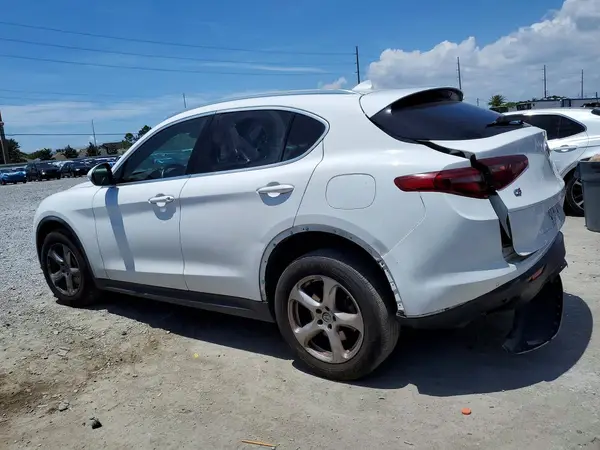 ZASPAKAN8K7C49780 2019 ALFA ROMEO STELVIO - Image 2